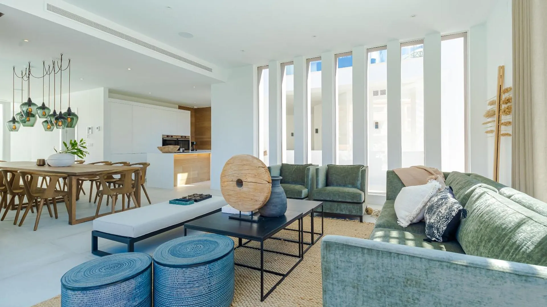 Modern Villa With Heated Pool, Gym & Cinema Marbella 0*,