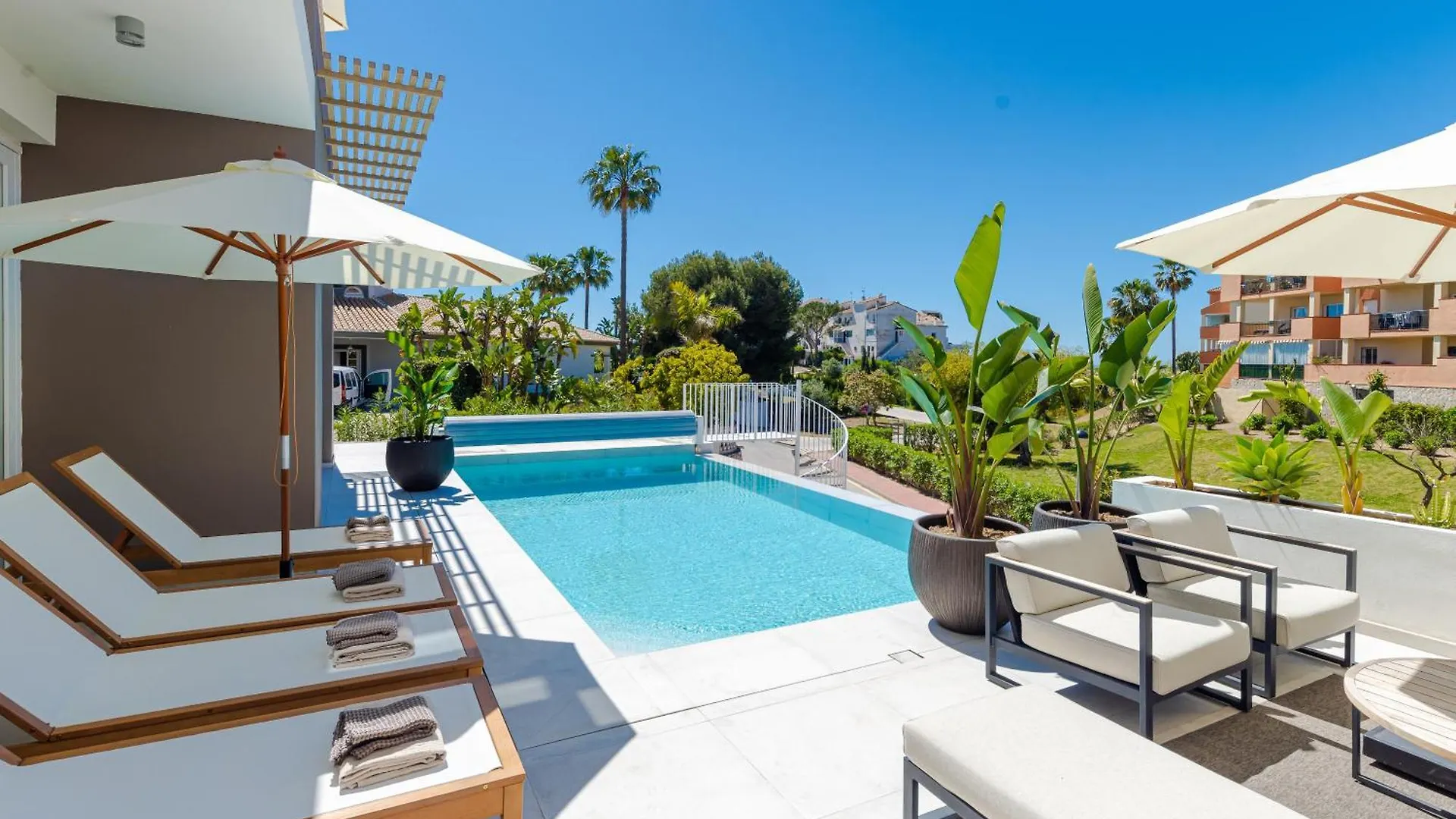 Modern Villa With Heated Pool, Gym & Cinema Marbella Spain