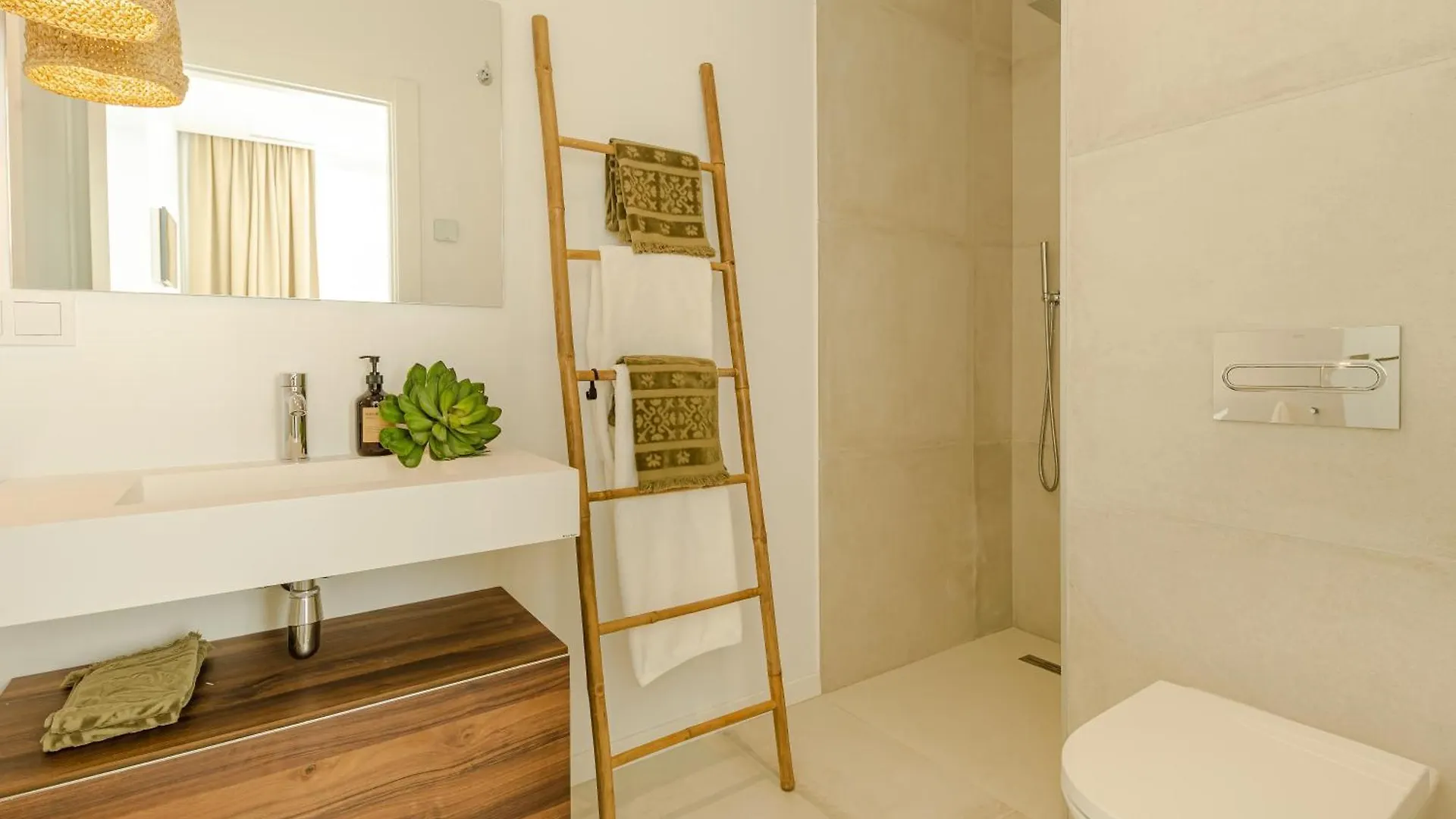Modern Villa With Heated Pool, Gym & Cinema Marbella 0*,